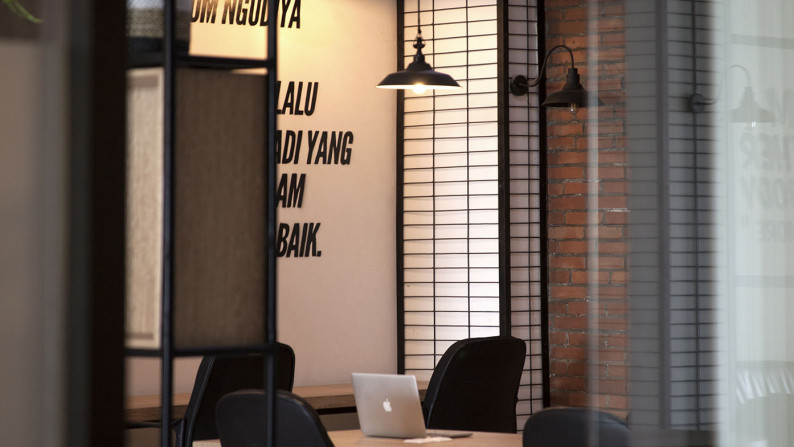 CO-WORKING SPACE, FULL FURNISH, LOKASI STRATEGIS, DI JL MAGELANG.