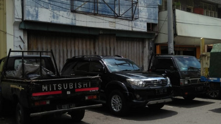 Ruko Disewakan di Jalan Baliwerti Area Komersial Surabaya Pusat