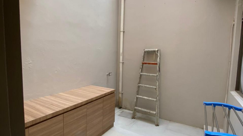 Disewakan Townhouse di Taman Paris - Lippo Karawaci Tangerang