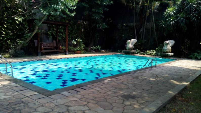 Nice Townhouse For Rent at Kemang