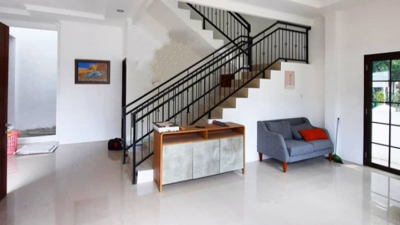 Rumah Lokasi Strategis, Hunian Nyaman dan Asri @Kucica, Bintaro