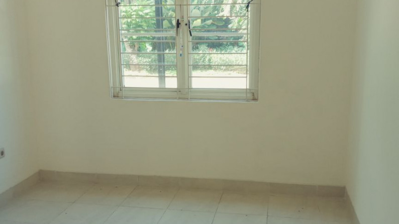 Rumah Rolling Hills Lippo Karawachi Luas 117m2