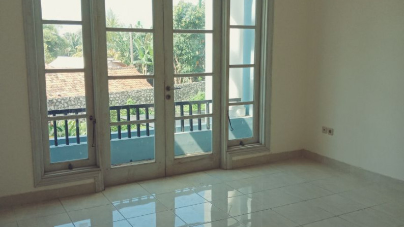 Rumah Rolling Hills Lippo Karawachi Luas 117m2