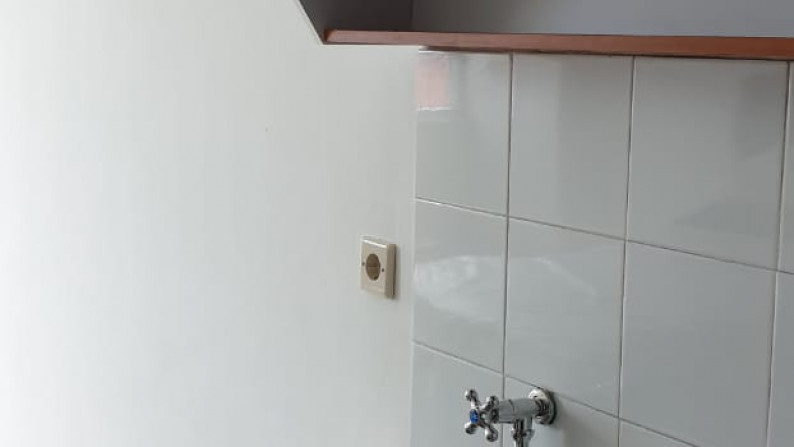 1 UNIT APARTEMEN SEMI FURNISH, DI SETURAN, SLEMAN