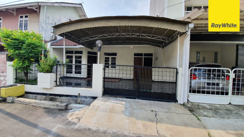 Disewakan Rumah di Nginden Intan Timur, Surabaya