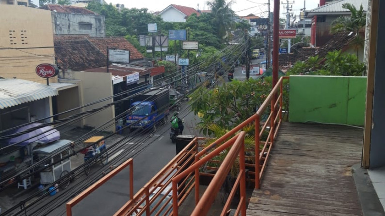 RUKO 3 LANTAI, LOKASI STRATEGIS DI JL SOSROWIJAYAN DEKAT MALIOBORO, YOGYAKARTA