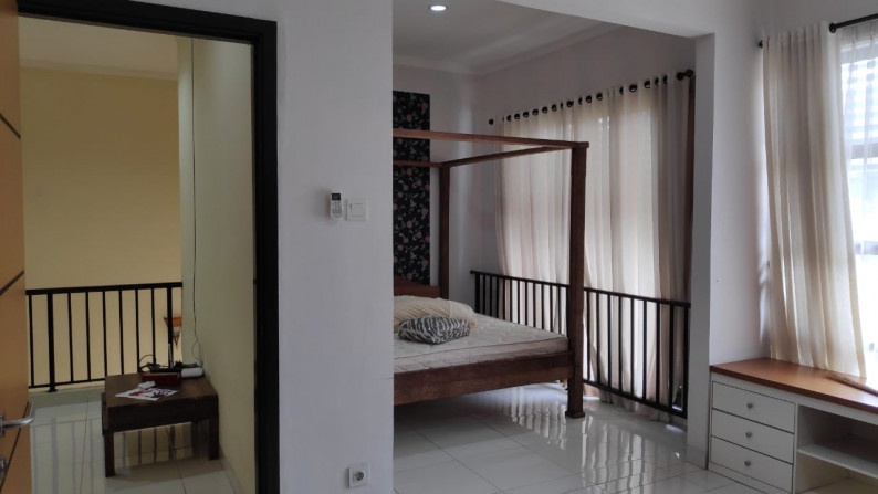 MURAH Rumah Siap Huni Bagus Strategis di Discovery Terra Bintaro Sektor 9