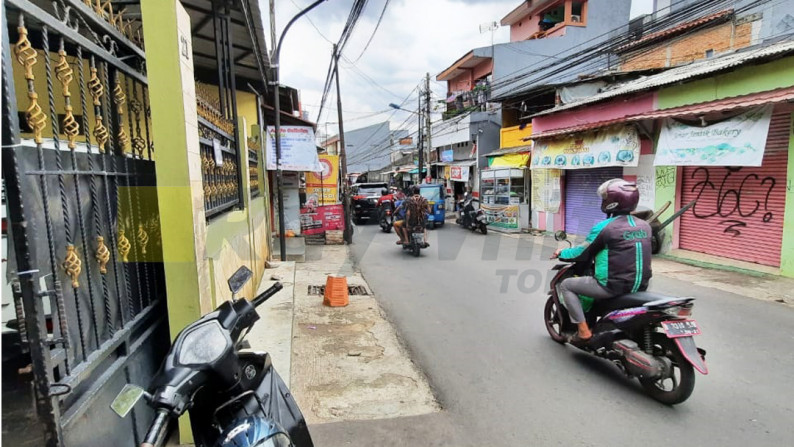 Rumah 2 Lt Kota Bambu Tomang