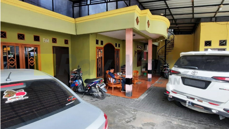 Rumah 2 Lt Kota Bambu Tomang