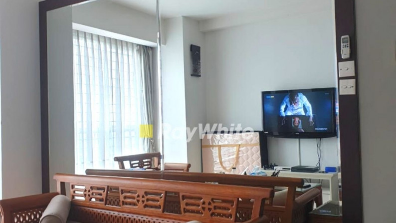 For Sale Apartment Gandaria Height , a Strategic Location