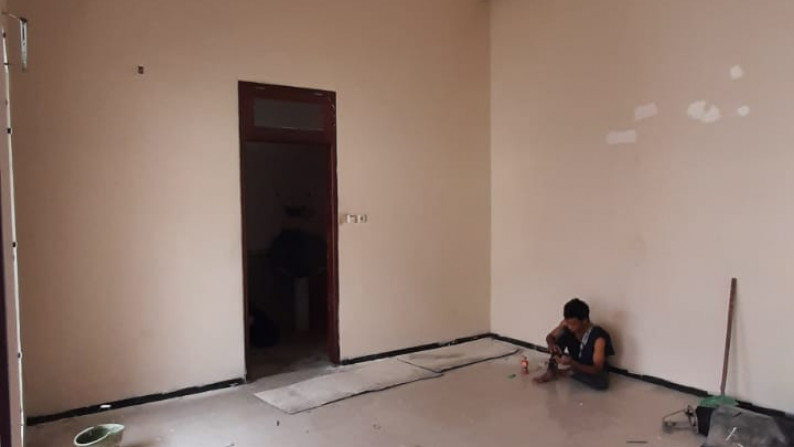 Rumah disewakan Gayungsari Barat Surabaya