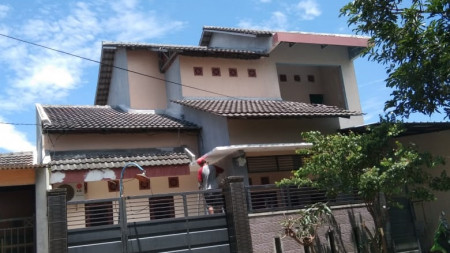 Dijual Rumah 2 lantai di Taman CandiLoka, Sidoarjo