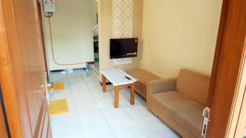 Rumah Full Furnish di Jl. Oro-oro Ombo - Batu, Row Jalan Lebar + Paving, Siap Huni, Cocok untuk Homestay / Villa