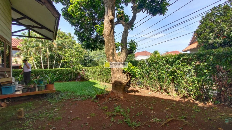 Rumah Asri Nyaman Siap Huni di Cinere