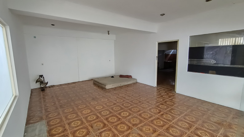 Rumah dijual di Jl. Peta Barat, Kalideres, Jakarta Barat  *0023-CHRHEN*