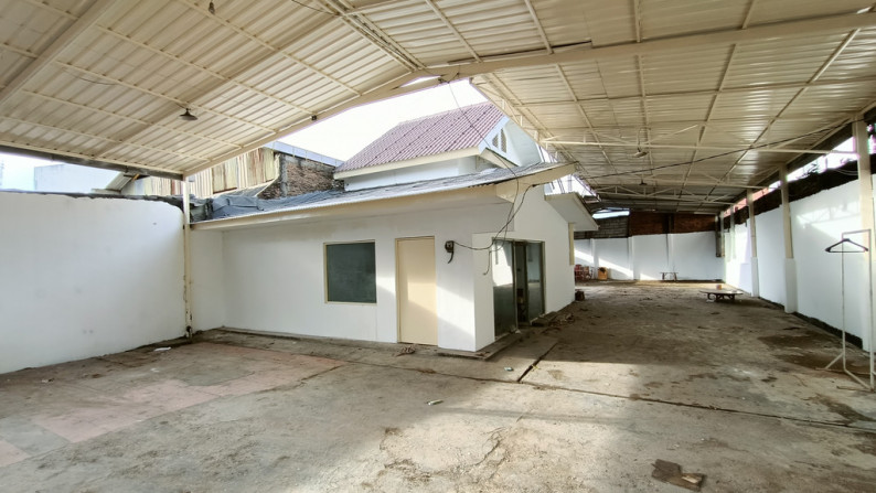 Rumah dijual di Jl. Peta Barat, Kalideres, Jakarta Barat  *0023-CHRHEN*