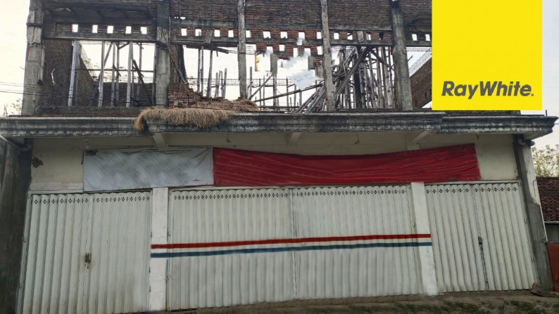 Dijual Rumah + Ruko 2 lt di Bulukandang, Prigen, Pasuruan