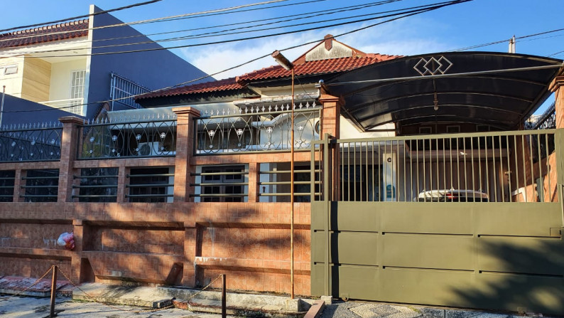 Rumah dijual Darmo Permai Selatan Surabaya