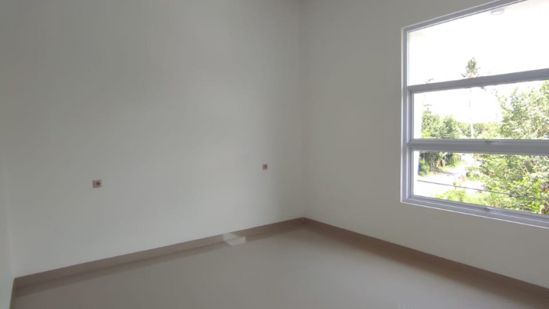 2 UNIT RUMAH BARU DENGAN DESAIN MODERN MINIMALIS , SIAP HUNI, DI JL NGADIRJO, SLEMAN
