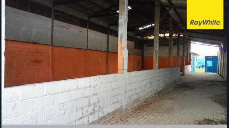 Dijual Gudang di Jalan Kyai Tambak Deres, Surabaya