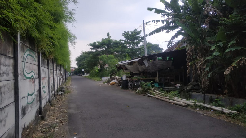 2 TANAH PEKARANGAN DAPAT DIBELI TERPISAH, DI JL KRAGILAN, SLEMAN