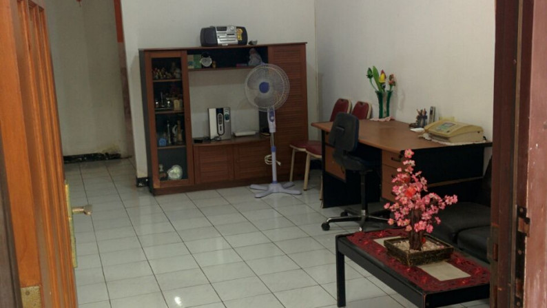 Rumah dijual lokasi taman darmo indah barat surabaya barat