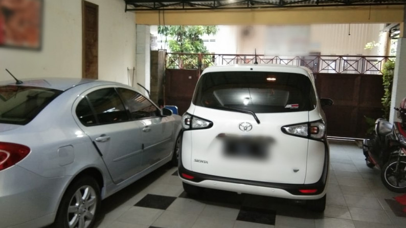 Rumah Dijual Semolowaru Elok Sukolilo Surabaya