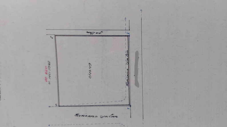 Bangunan rumah tua di Pesanggrahan, Jakarta Selatan, Dekat Akses Tol JORR, Hadap Selatan, Bentuk Tanah Kotak, SHM