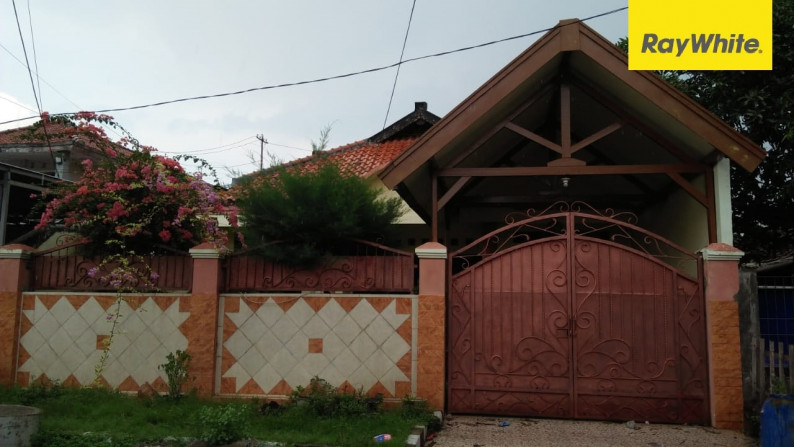 Dijual Rumah di Jalan Johor, Surabaya