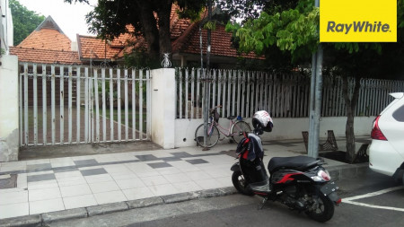 Dijual Rumah Pusat Kota di Jalan Sedap Malam, Surabaya