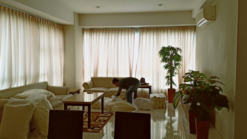 DIJUAL APARTEMEN 1 PARK RESIDENCE JAKARTA SELATAN