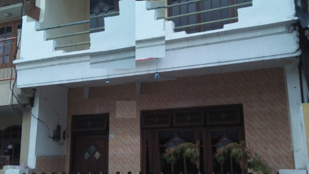 Dijual Rumah 2 lantai di Banyu Urip Kidul, Surabaya