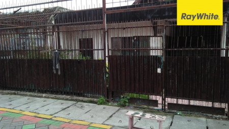 Dijual Rumah di Jalan Rangkah, Surabaya