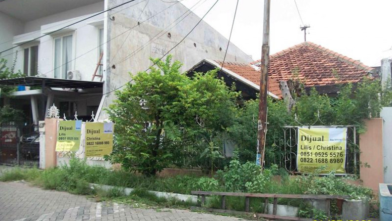 Rumah di Tenggilis Utara, ukuran 10 x 20 m2, Row Jalan Depan Lebar + Paving