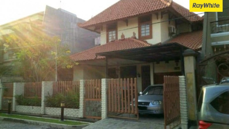 Dijual Rumah 2 lantai di Margorejo Indah, Surabaya