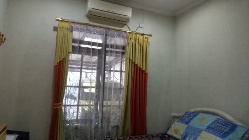 Dijual Rumah Taman Holis Indah I