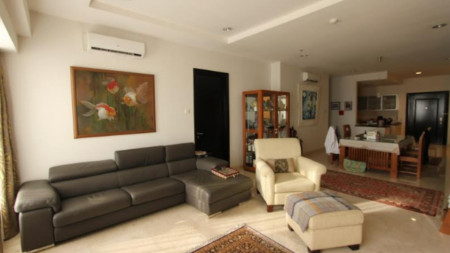 DIJUAL APARTEMEN SOMERSET  3 BR  TERBAIK #DD