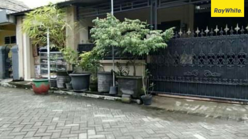 Dijual Rumah Pusat Kota di Pondok Jati, Sidoarjo