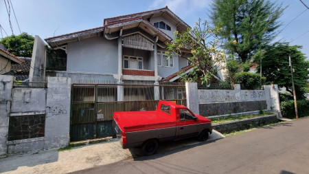 Rumah Siap Huni di Kebayoran Lama Jaksel