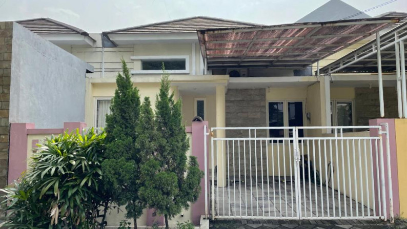 Rumah dijual Graha Tirta cluster Bromelia Waru