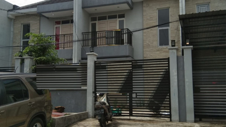 Dijual Rumah 2 lantai di Dukuh Kupang Utara, Surabaya