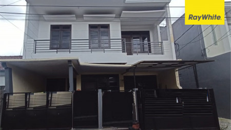 Dijual Rumah 2 lantai di Wisma Permai Barat, Surabaya