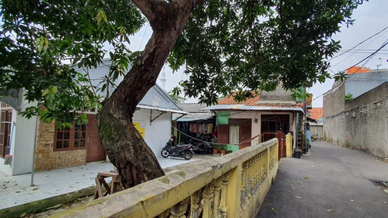 Rumah Hitung Tanah, Lokasi Strategis @Meruya Utara