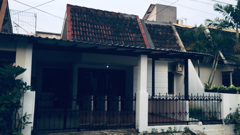 Rumah siap huni harga Oke di Bintaro Jaya 2