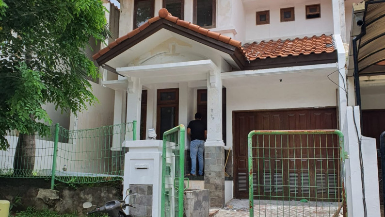 Dijual Rumah Graha family Surabaya Barat