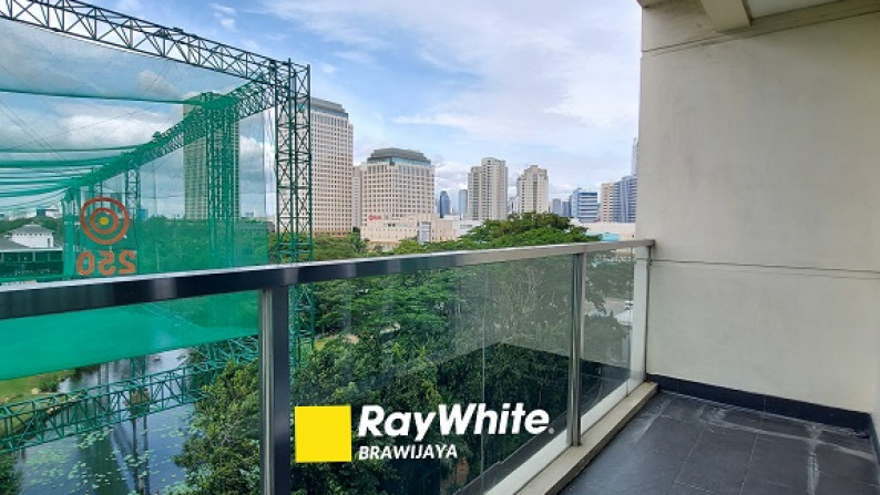 Apartemen Di Senayan City Residence, Jakarta Pusat, Tower B, Lower Floor, Senayan Golf View, Private lift, Siap Huni