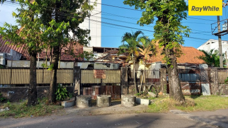 Disewakan Rumah Pusat Kota Bisa Untuk Cafe di Jl Prapanca, Surabaya