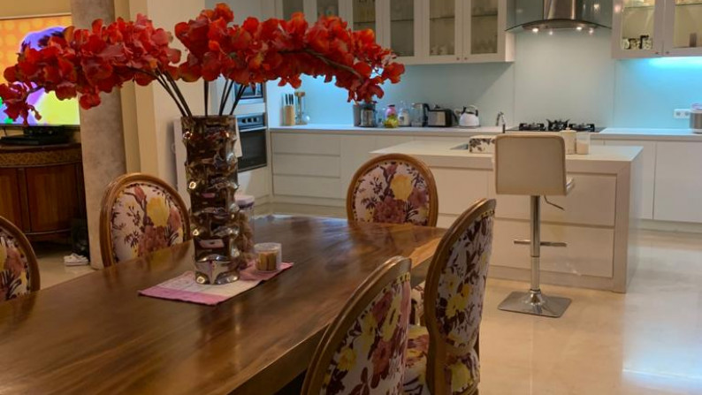 Rumah bagus di pejaten barat dua kemang timur area