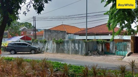 Disewakan Rumah di Nol Jalan Raya Tenggilis, Surabaya