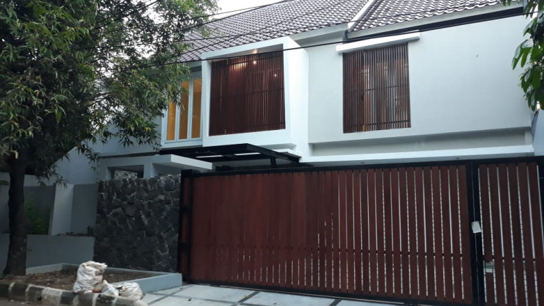 Rumah siap huni,bagus di Bintaro Jaya 6